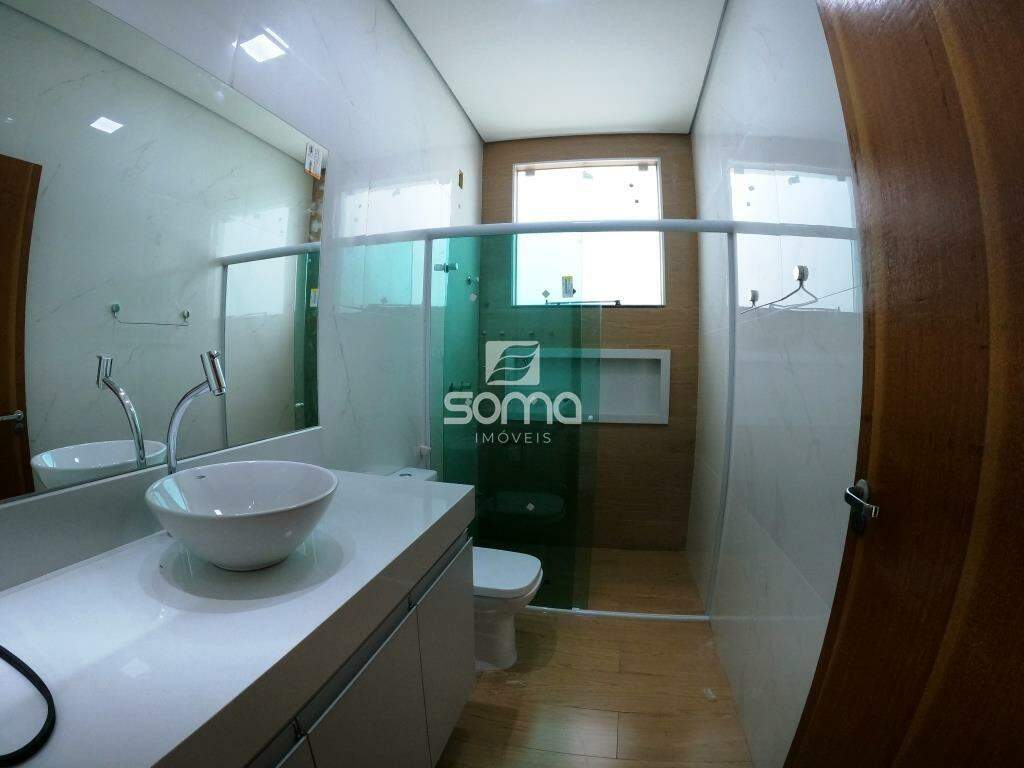 Casa para aluguel no Rosa dos Ventos: 