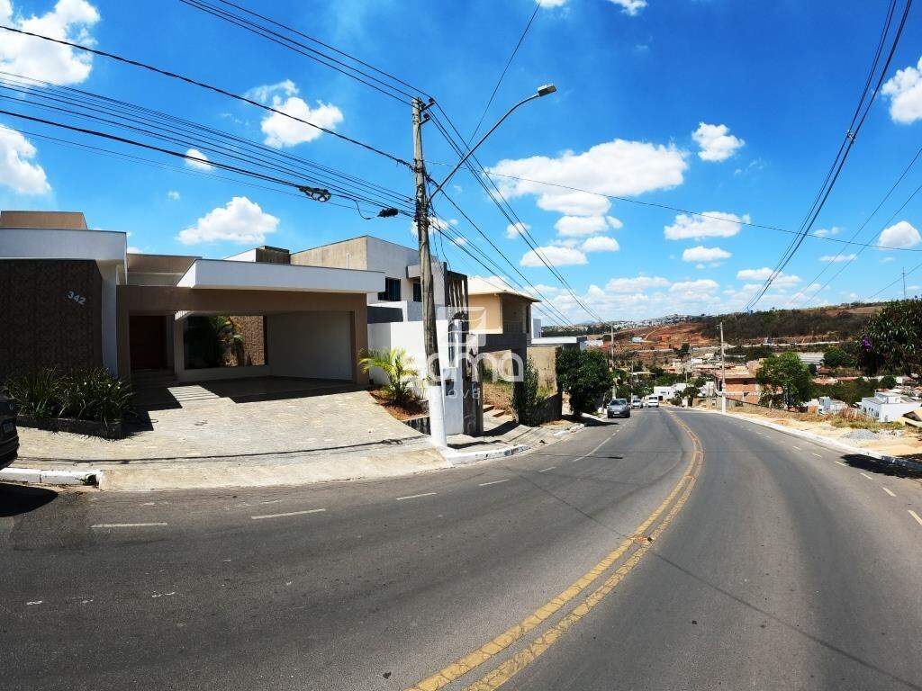 Casa para aluguel no Rosa dos Ventos: 
