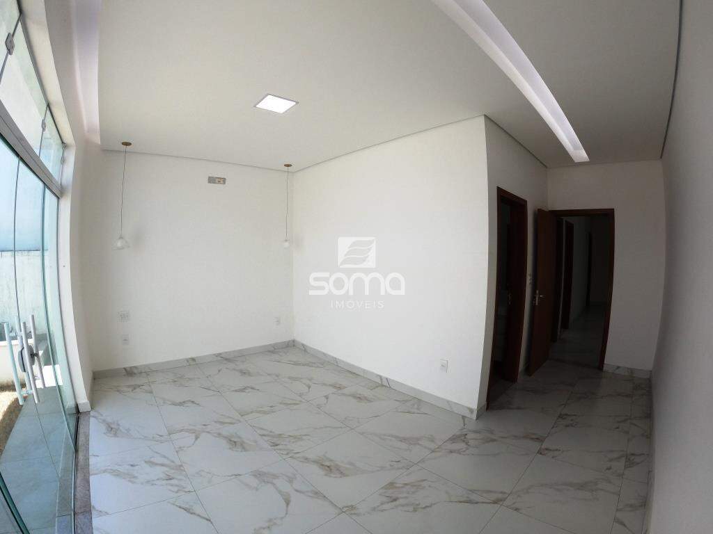 Casa para aluguel no Rosa dos Ventos: 