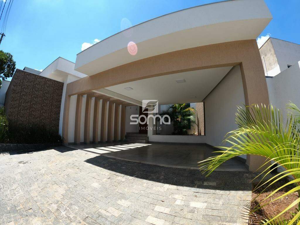 Casa para aluguel no Rosa dos Ventos: 