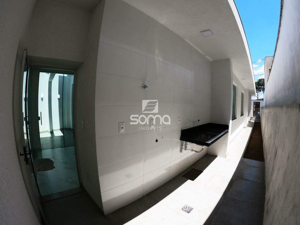 Casa para aluguel no Rosa dos Ventos: 
