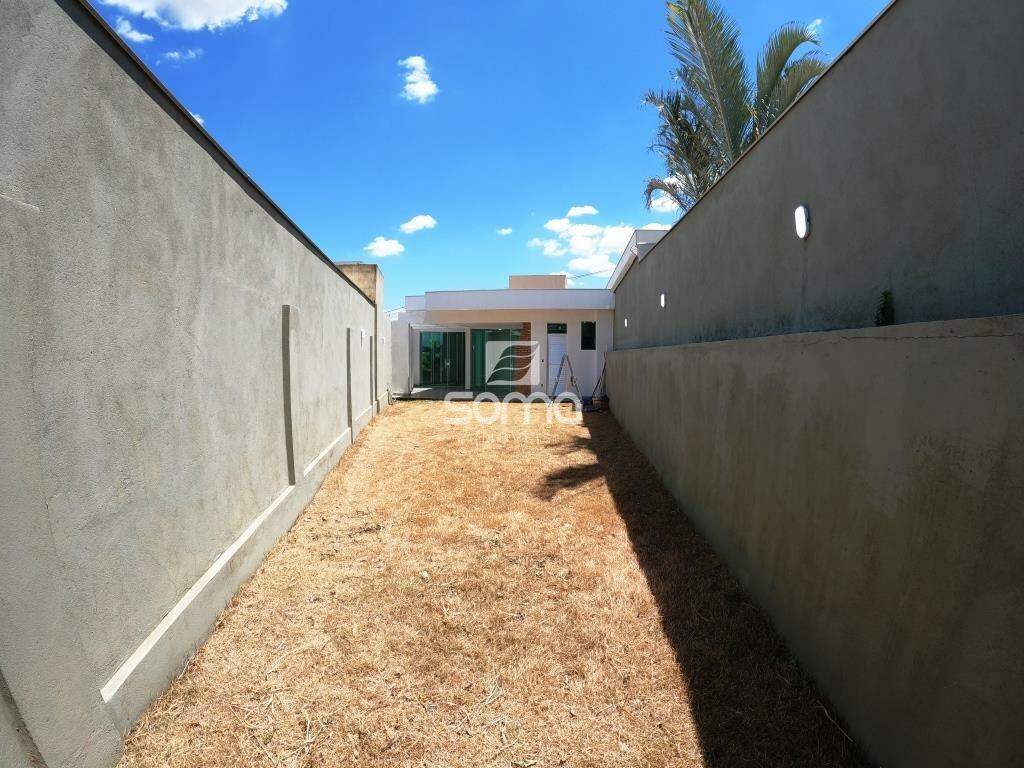 Casa para aluguel no Rosa dos Ventos: 