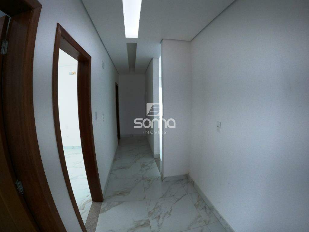 Casa para aluguel no Rosa dos Ventos: 