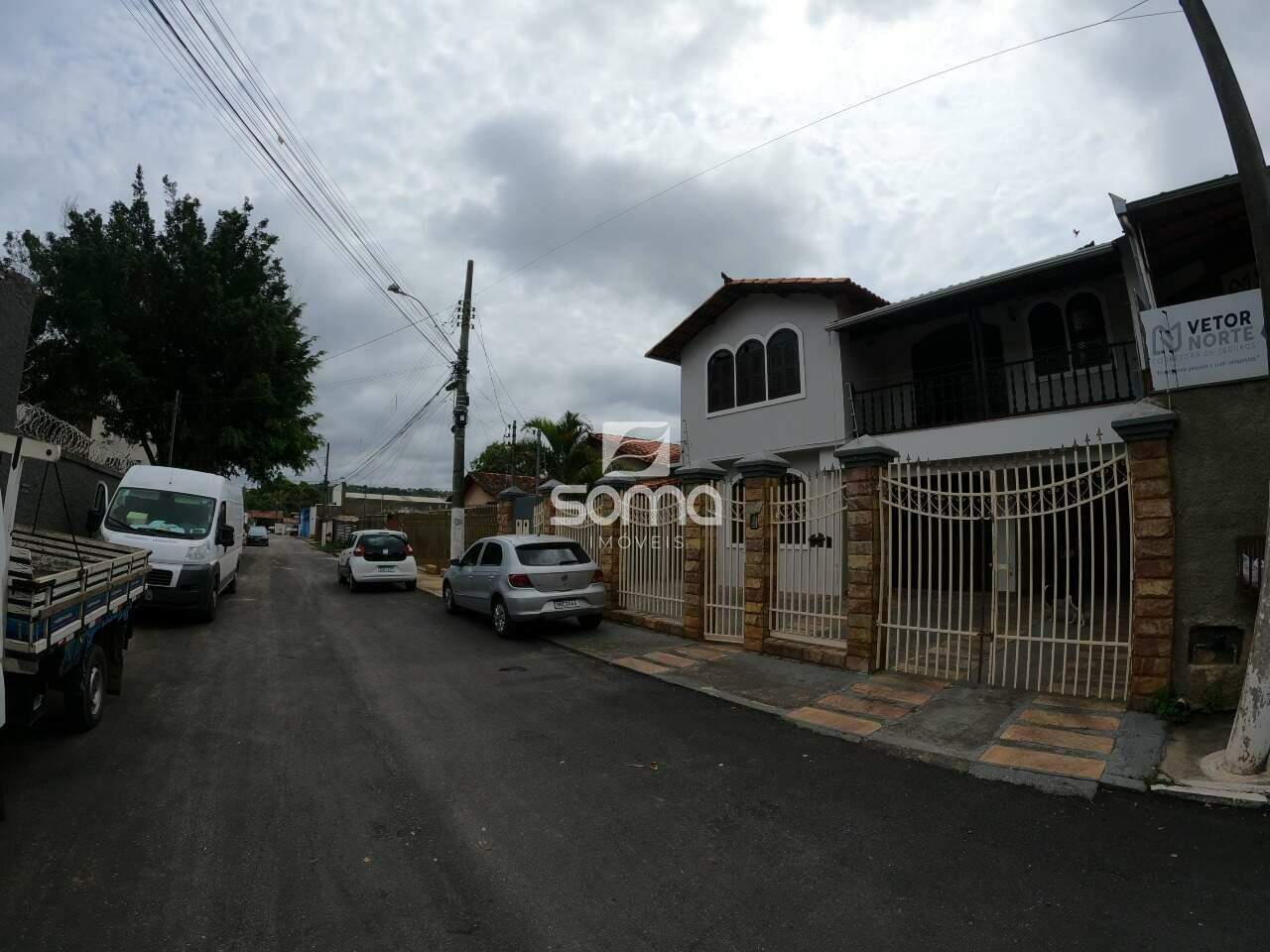 Casa para aluguel no Santo Antônio: 