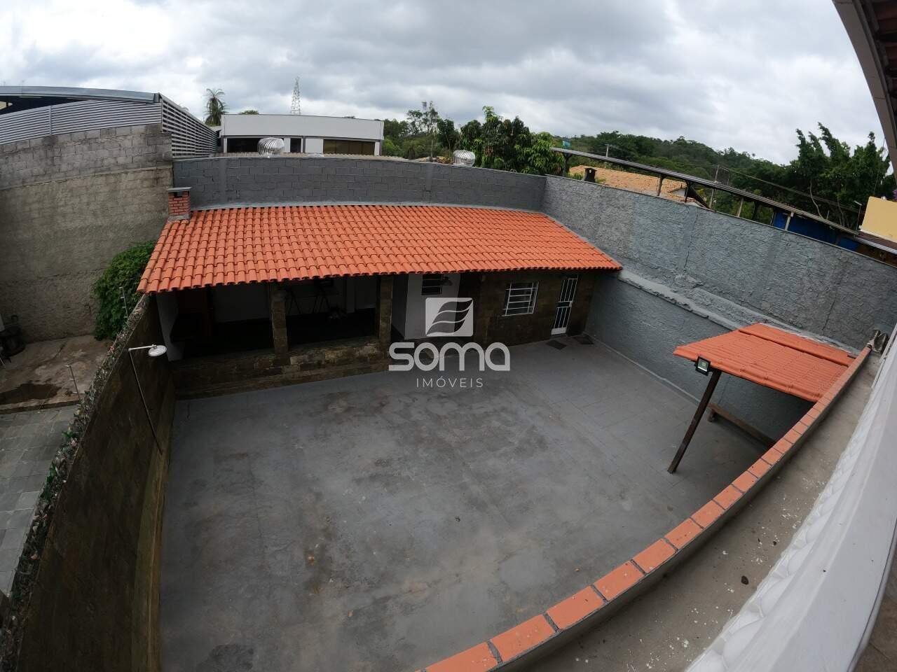 Casa para aluguel no Santo Antônio: 