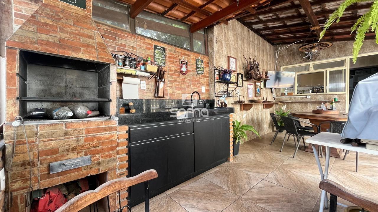 Casa à venda no Célvia: 