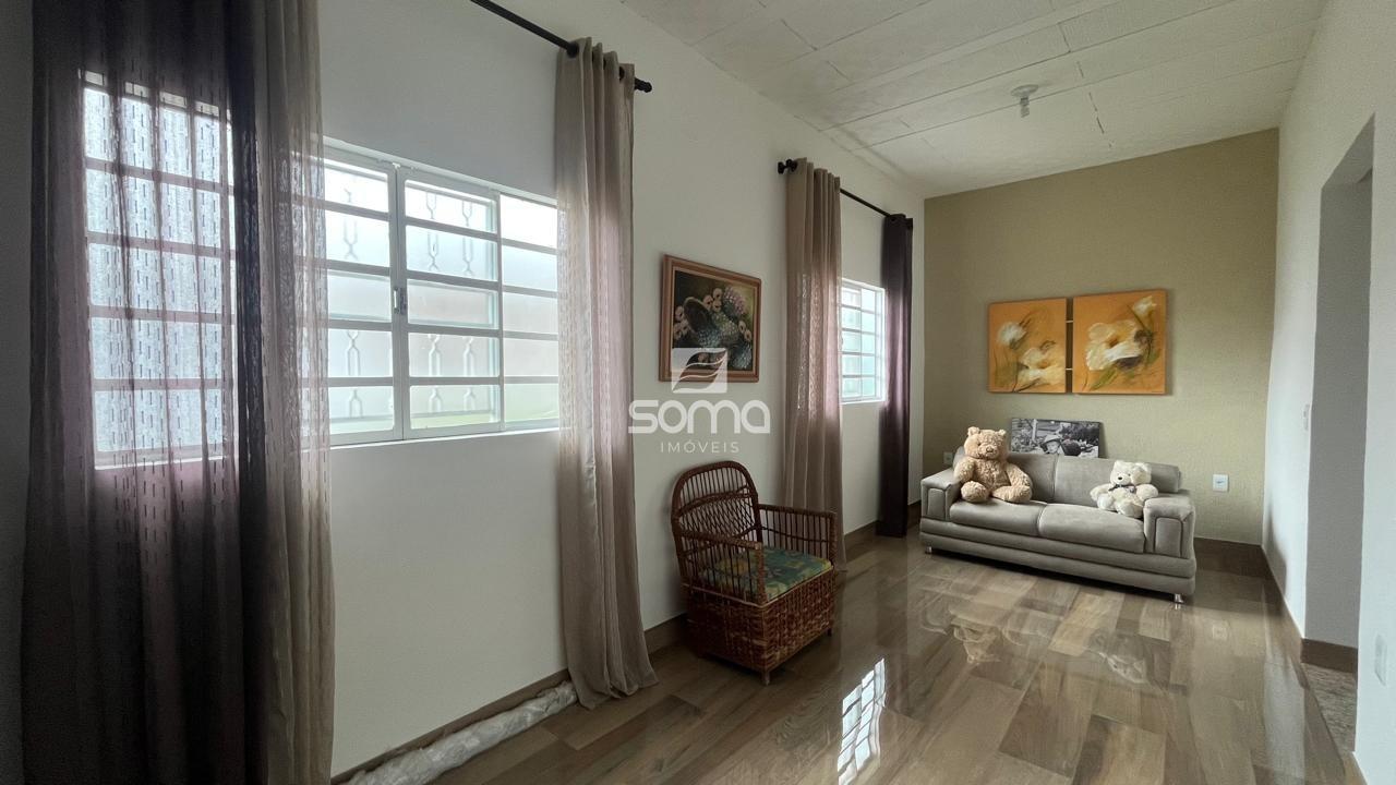 Casa à venda no Dom Pedro I: 