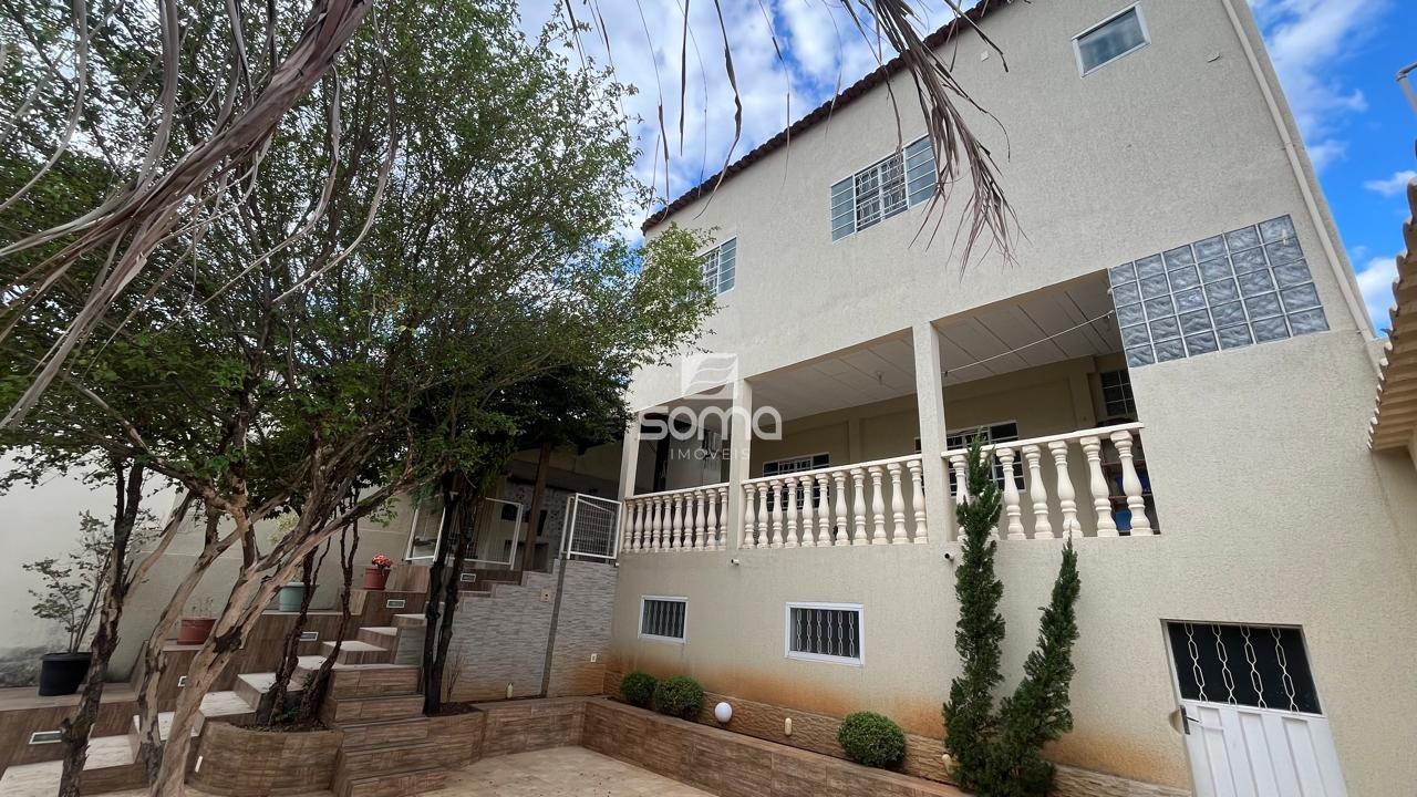 Casa à venda no Dom Pedro I: 