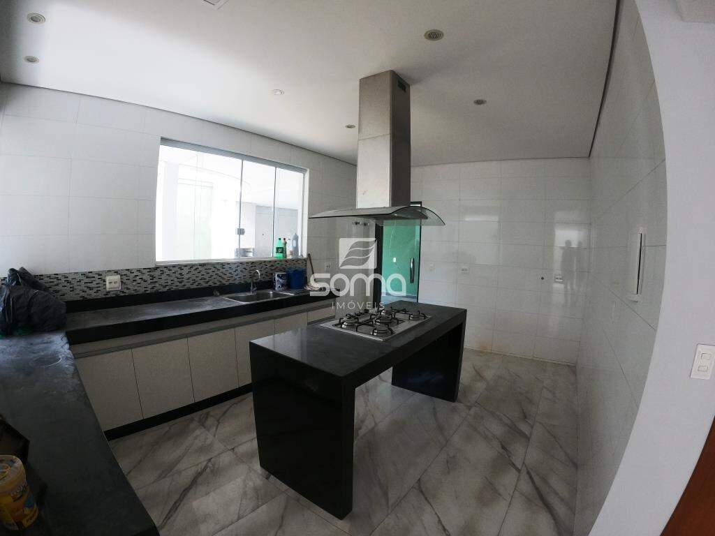 Casa para aluguel no Rosa dos Ventos:
