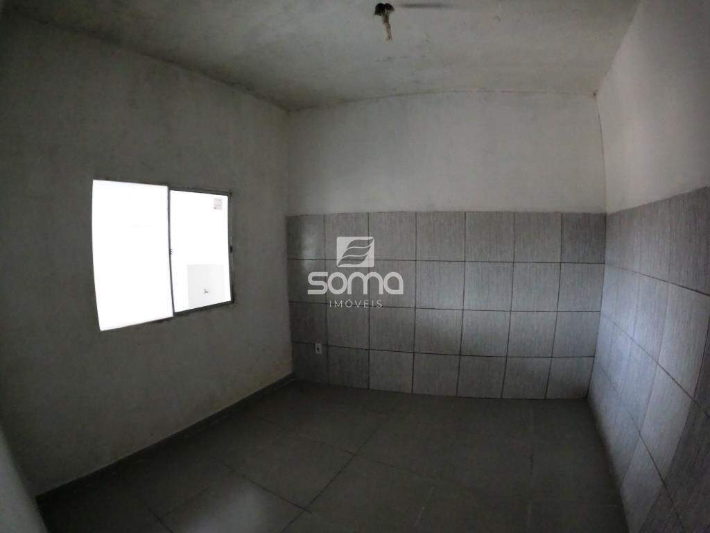 Casa para aluguel no Vale Formoso: