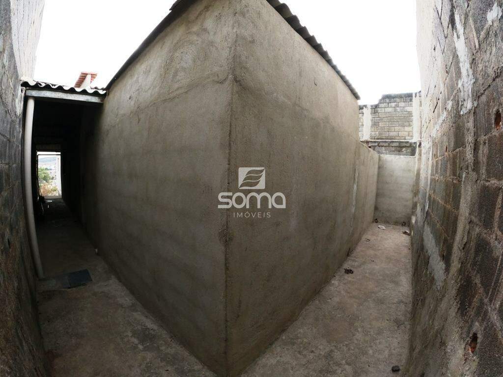 Casa para aluguel no Vale Formoso: