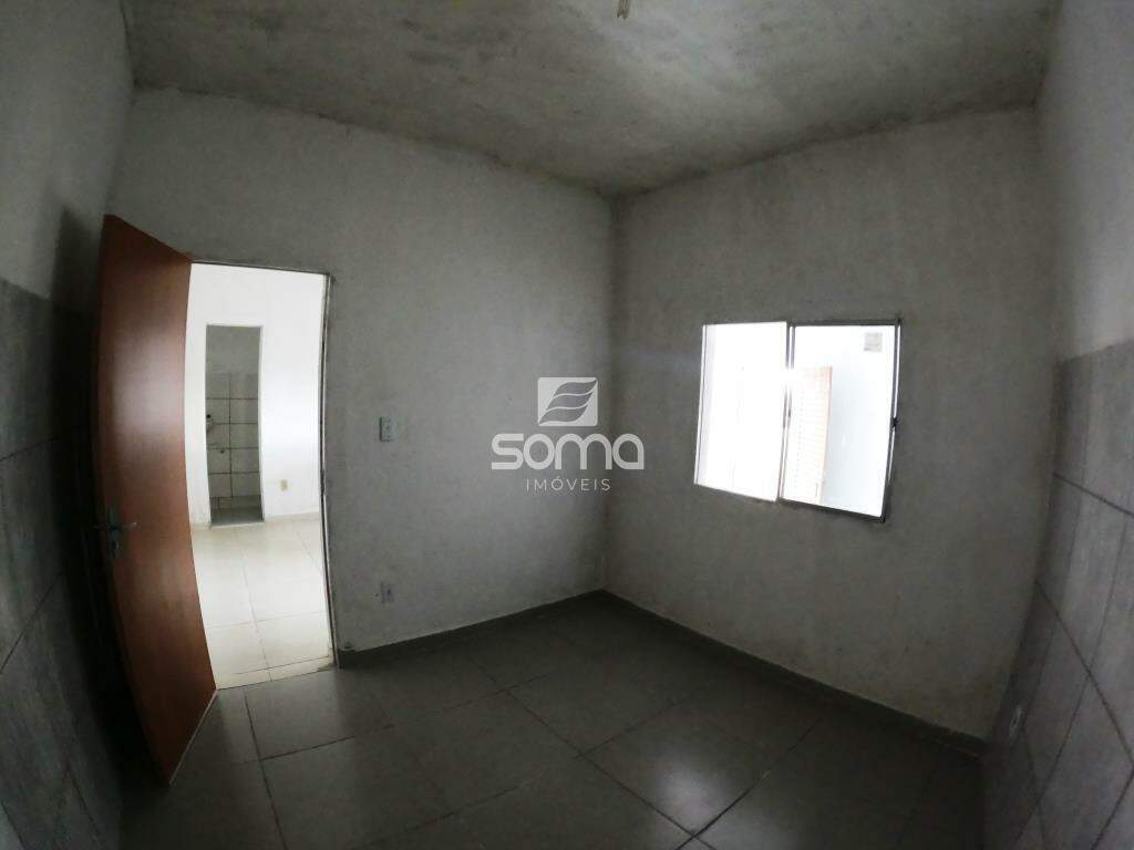 Casa para aluguel no Vale Formoso: