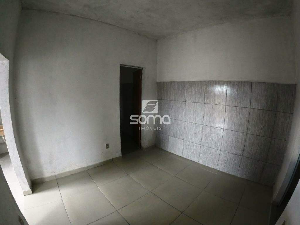Casa para aluguel no Vale Formoso: