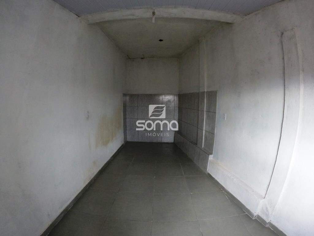 Casa para aluguel no Vale Formoso: