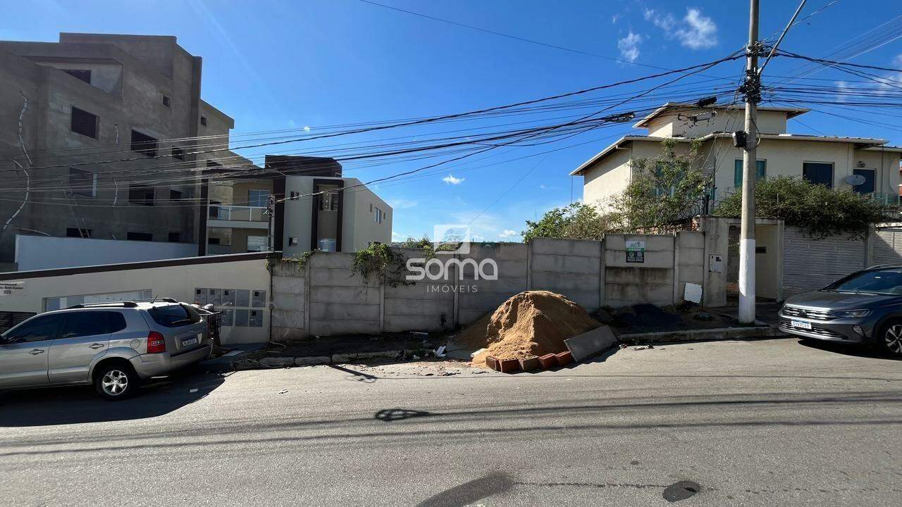 Lote à venda no Názia I: 