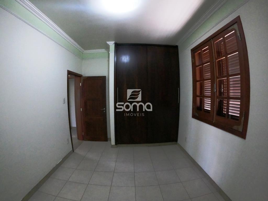 Casa para aluguel no Santo Antônio: