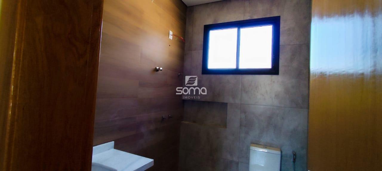 Casa em condomínio à venda no Cond. Villas Park I: 