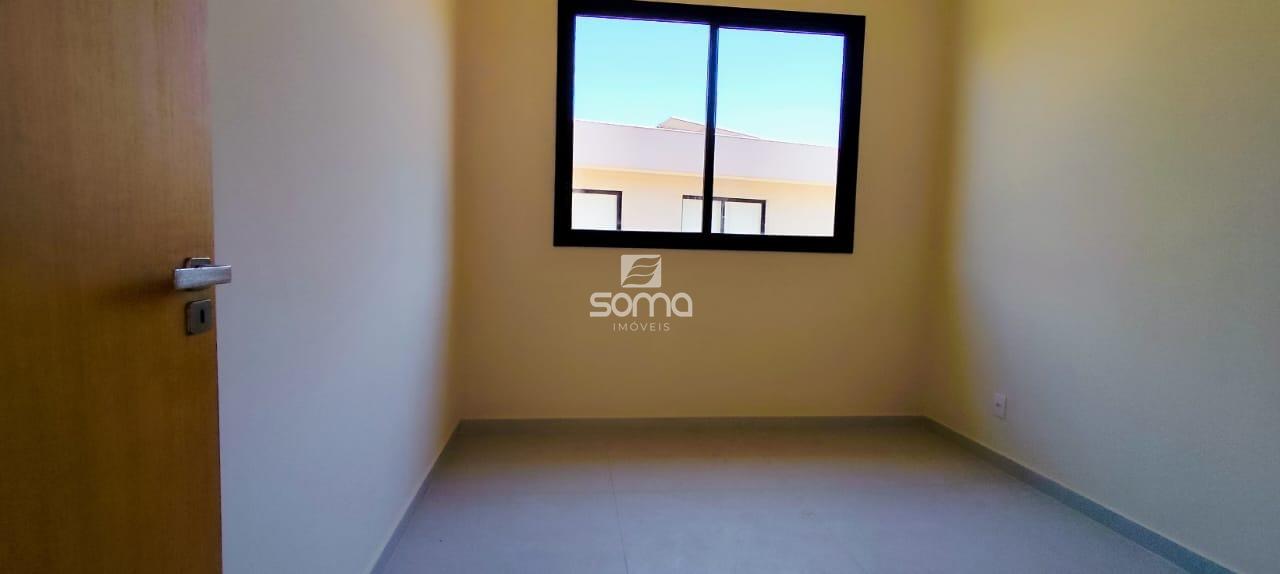 Casa em condomínio à venda no Cond. Villas Park I: 