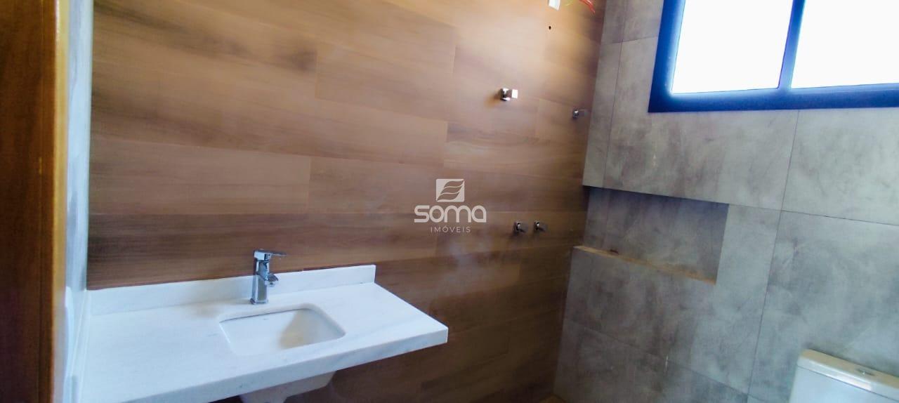 Casa em condomínio à venda no Cond. Villas Park I: 