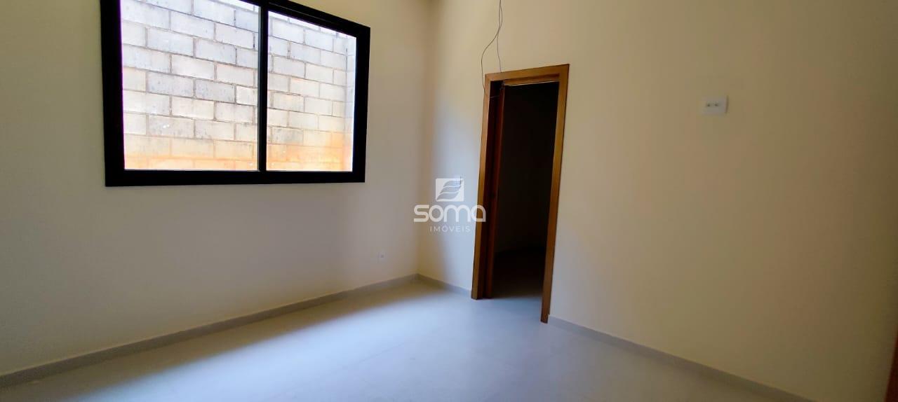 Casa em condomínio à venda no Cond. Villas Park I: 