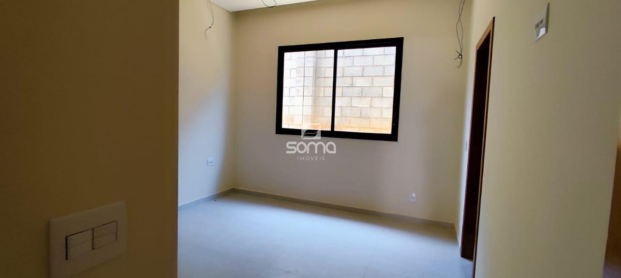 Casa em condomínio à venda no Cond. Villas Park I: 