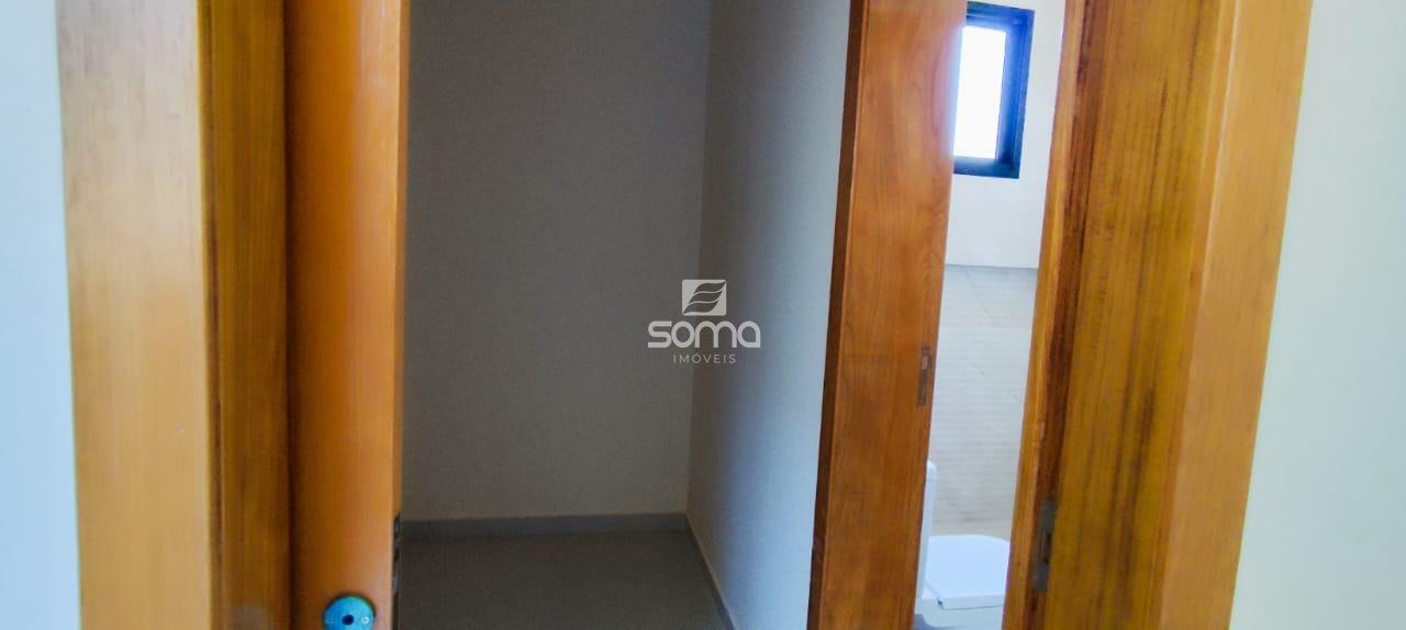 Casa em condomínio à venda no Cond. Villas Park I: 