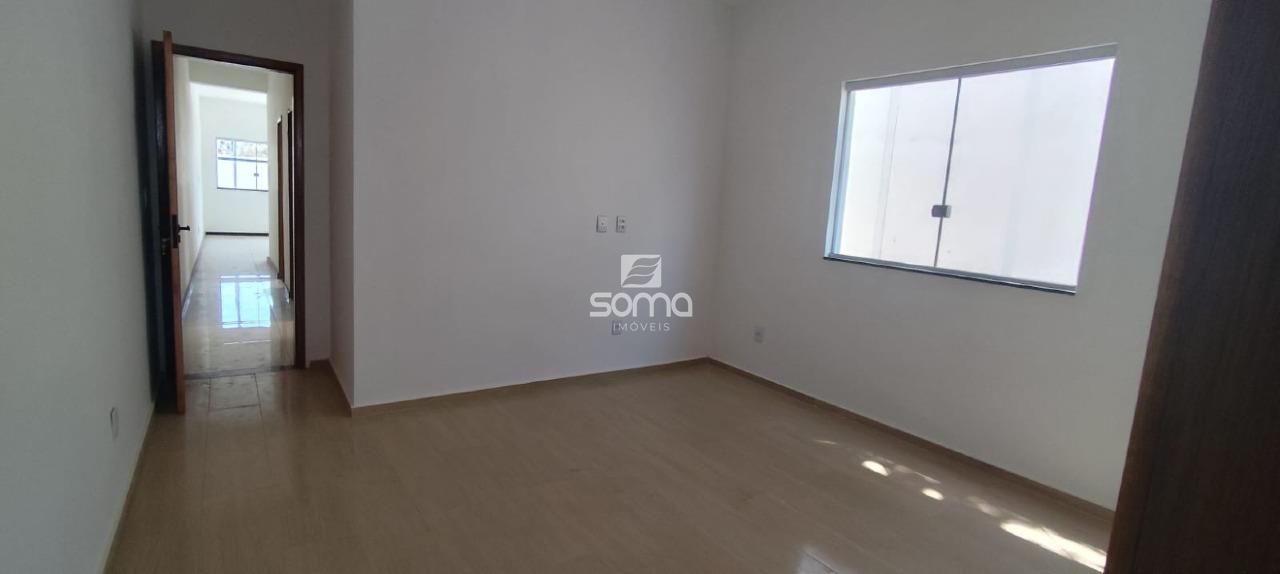 Casa Geminada à venda no Granjas Reunidas São Vicente: 