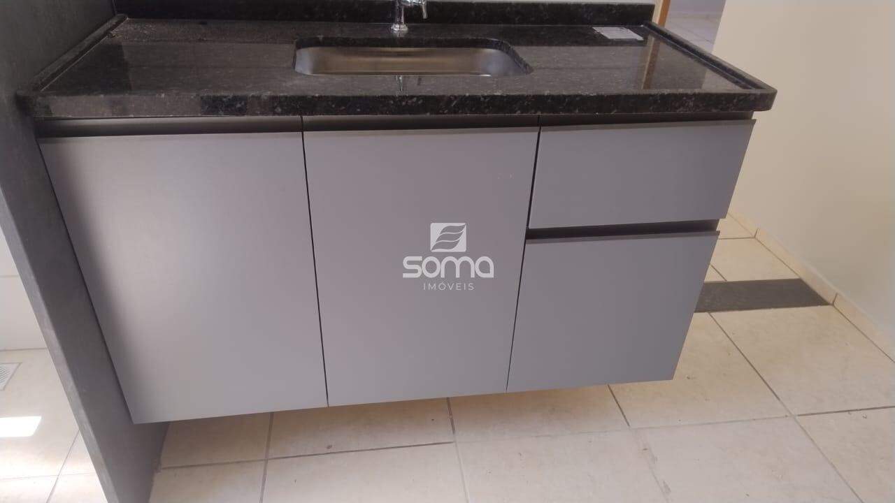 Apartamento à venda no Bernardo de Souza: 