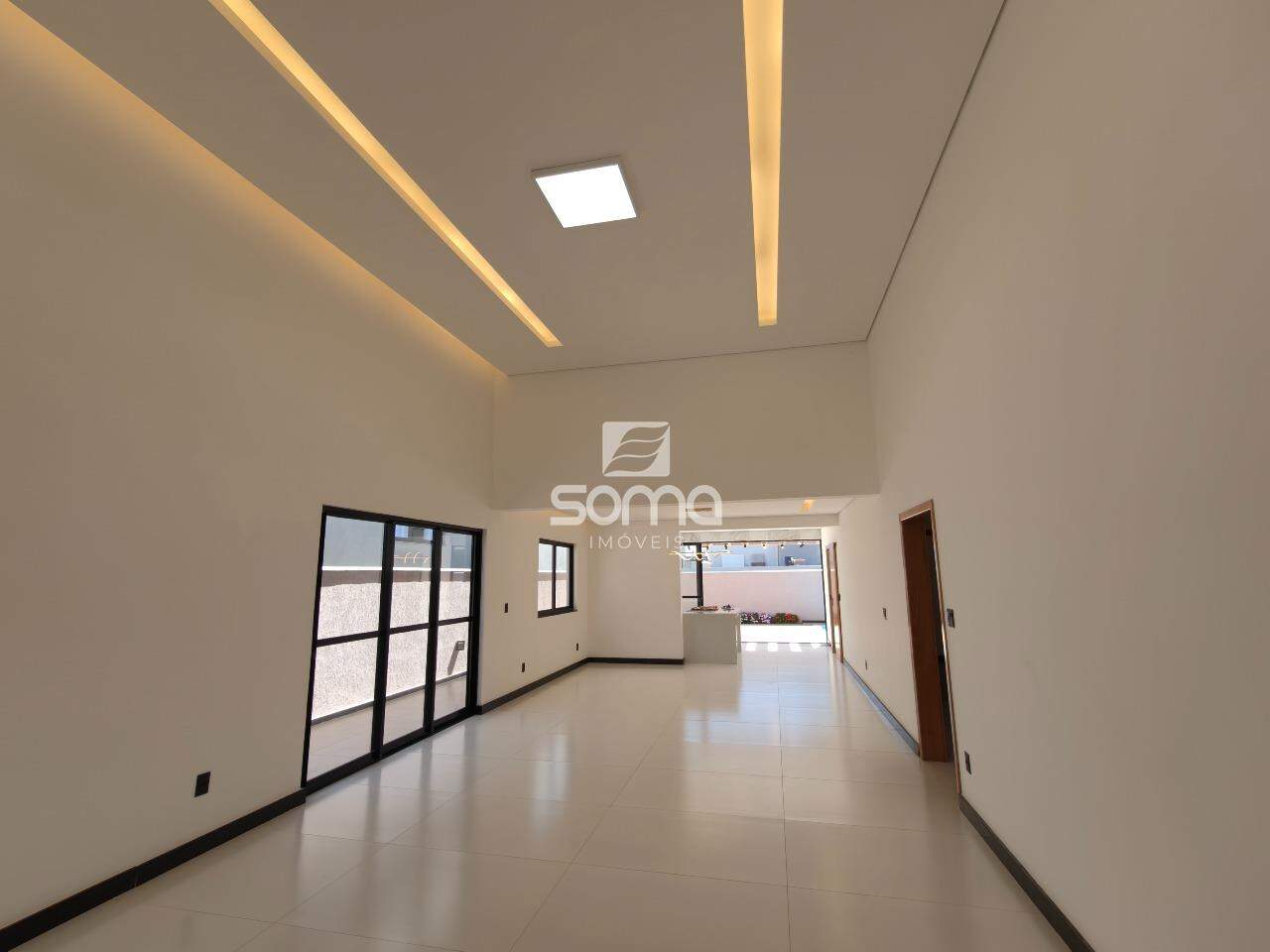Casa em condomínio à venda no Condomínio Gran Park: 
