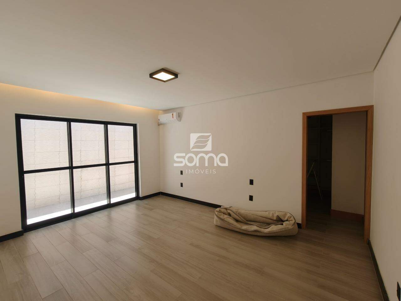 Casa em condomínio à venda no Condomínio Gran Park: 
