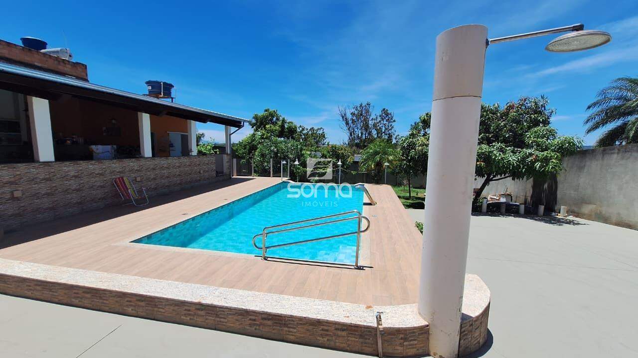Casa à venda no Jardim Encantado: 