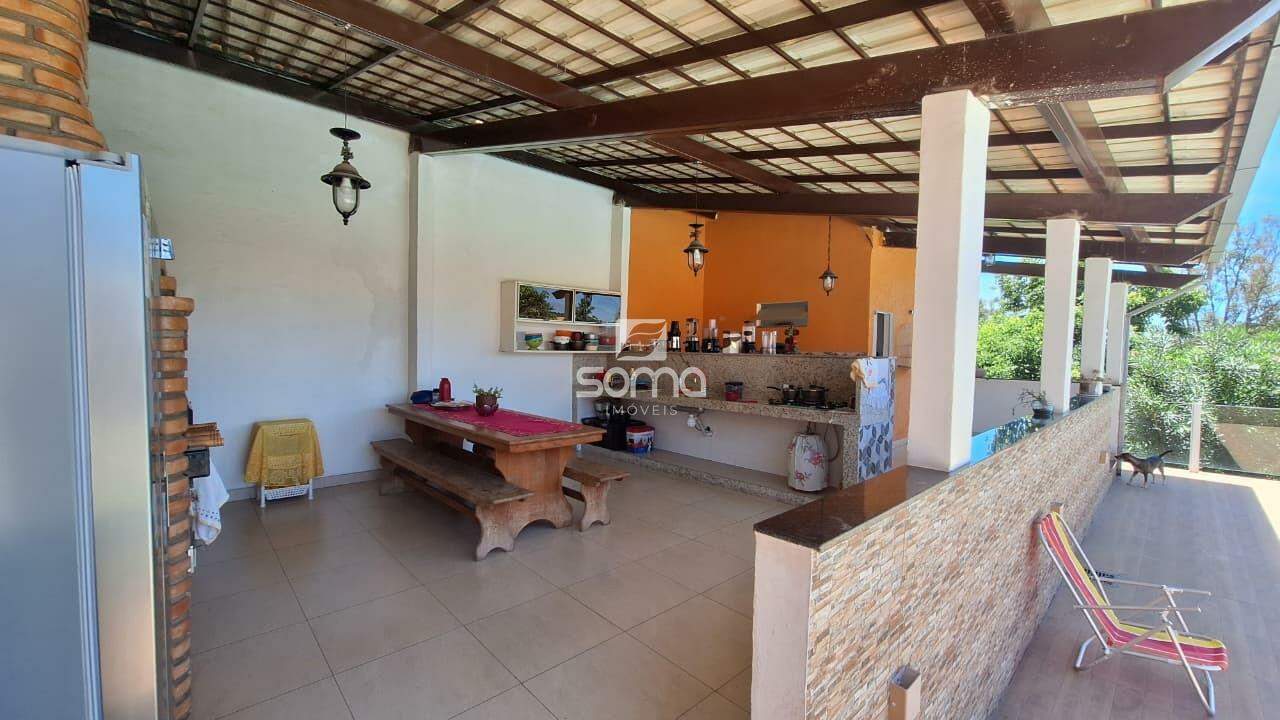 Casa à venda no Jardim Encantado: 