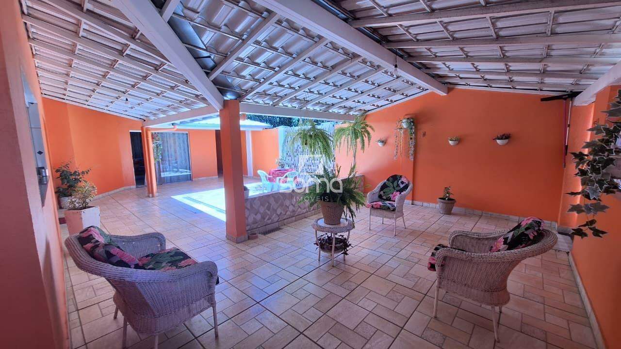 Casa à venda no Jardim Encantado: 