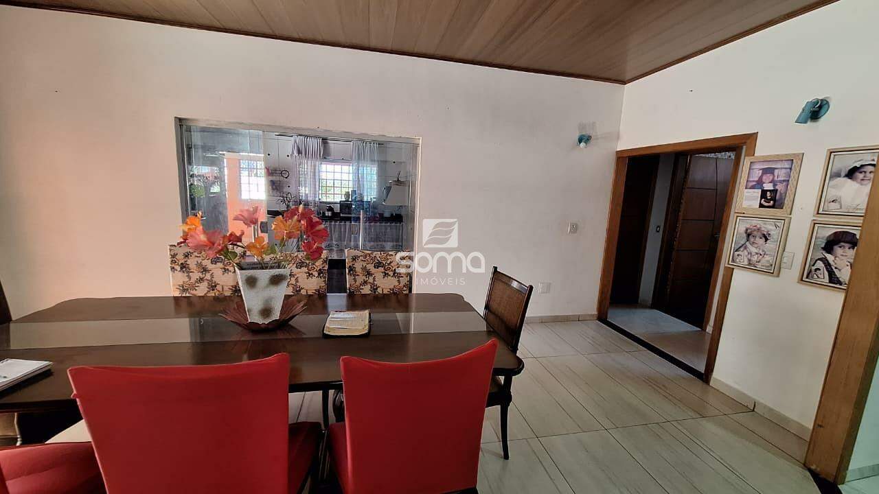 Casa à venda no Jardim Encantado: 