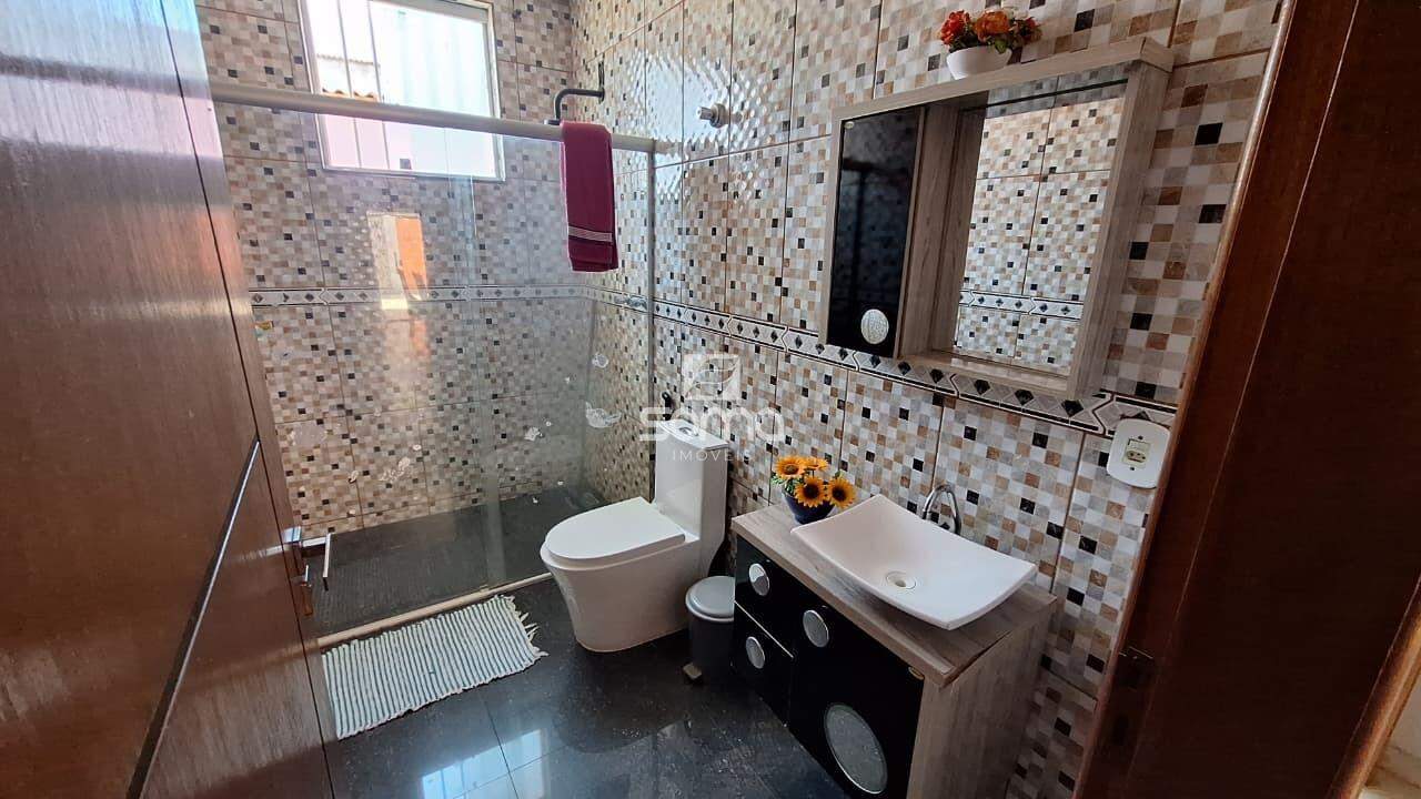 Casa à venda no Jardim Encantado: 