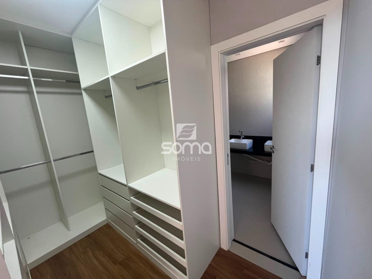 Casa em condomínio à venda no Condomínio Gran Park: