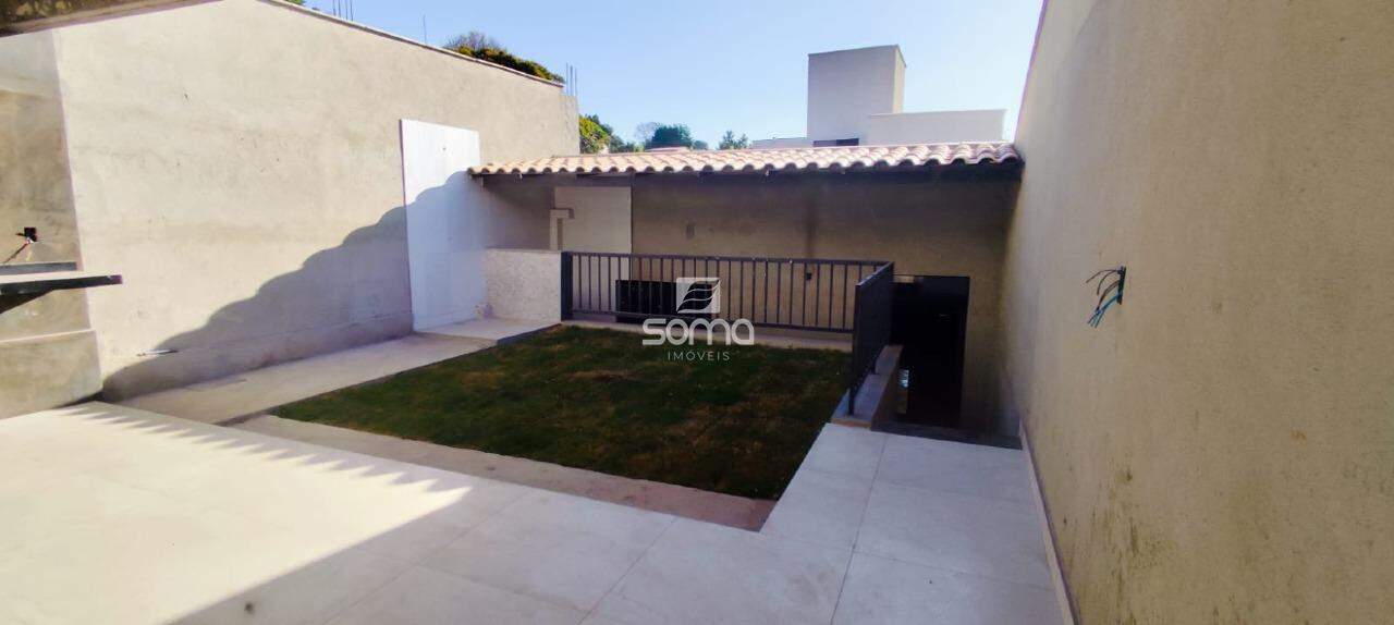 Casa Geminada à venda no Dom Pedro I: 