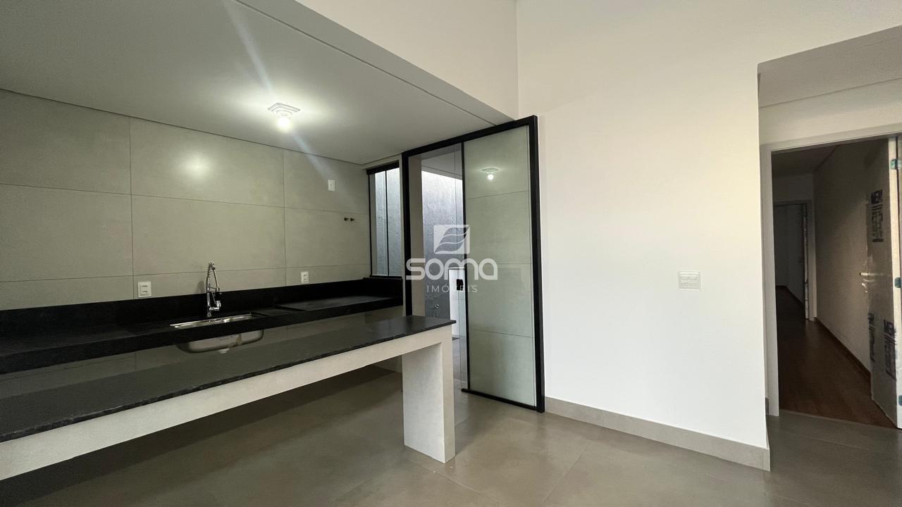 Casa Geminada à venda no Aeronautas: 