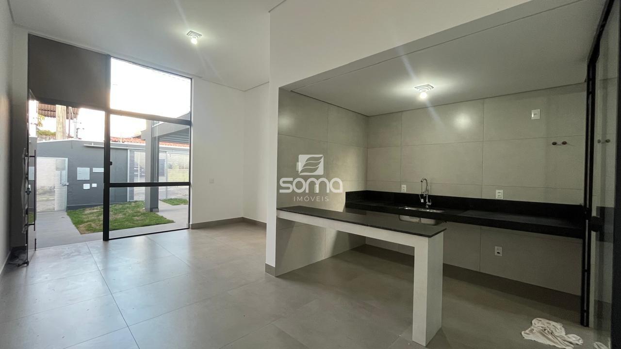 Casa Geminada à venda no Aeronautas: 