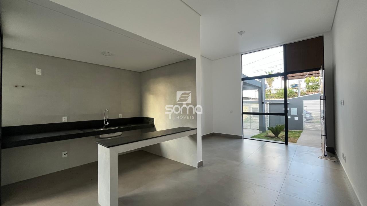 Casa Geminada à venda no Aeronautas: 