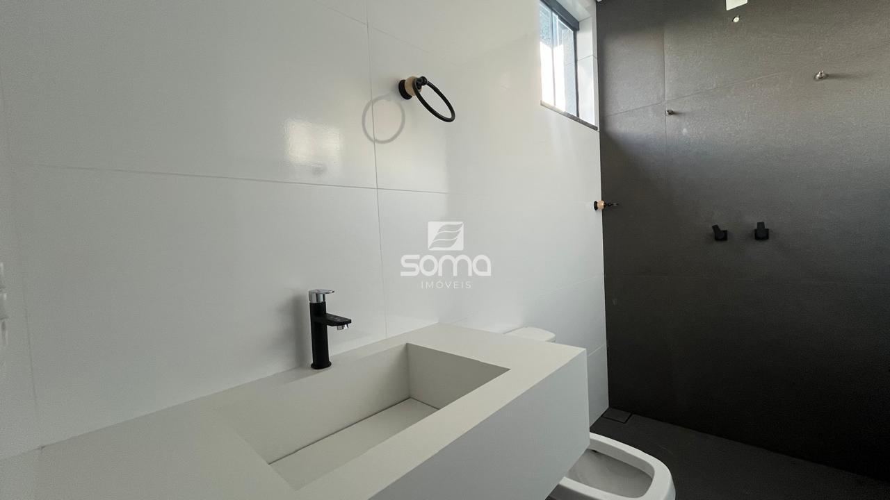 Casa Geminada à venda no Aeronautas: 