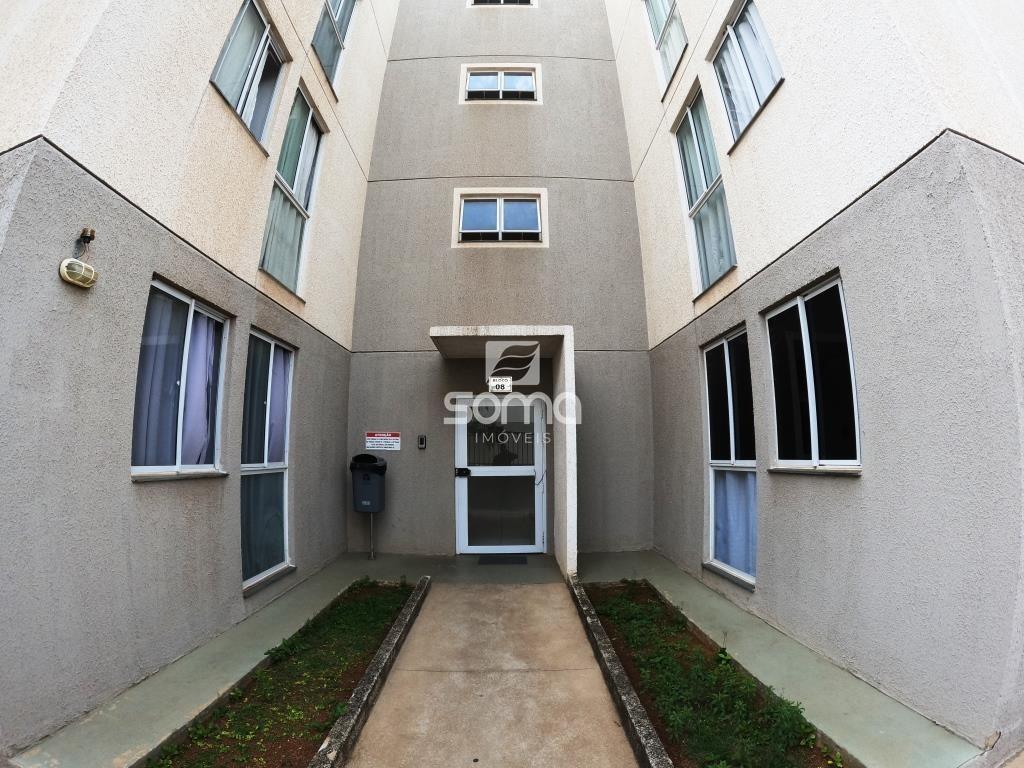 Apartamento para aluguel no Serra Dourada: