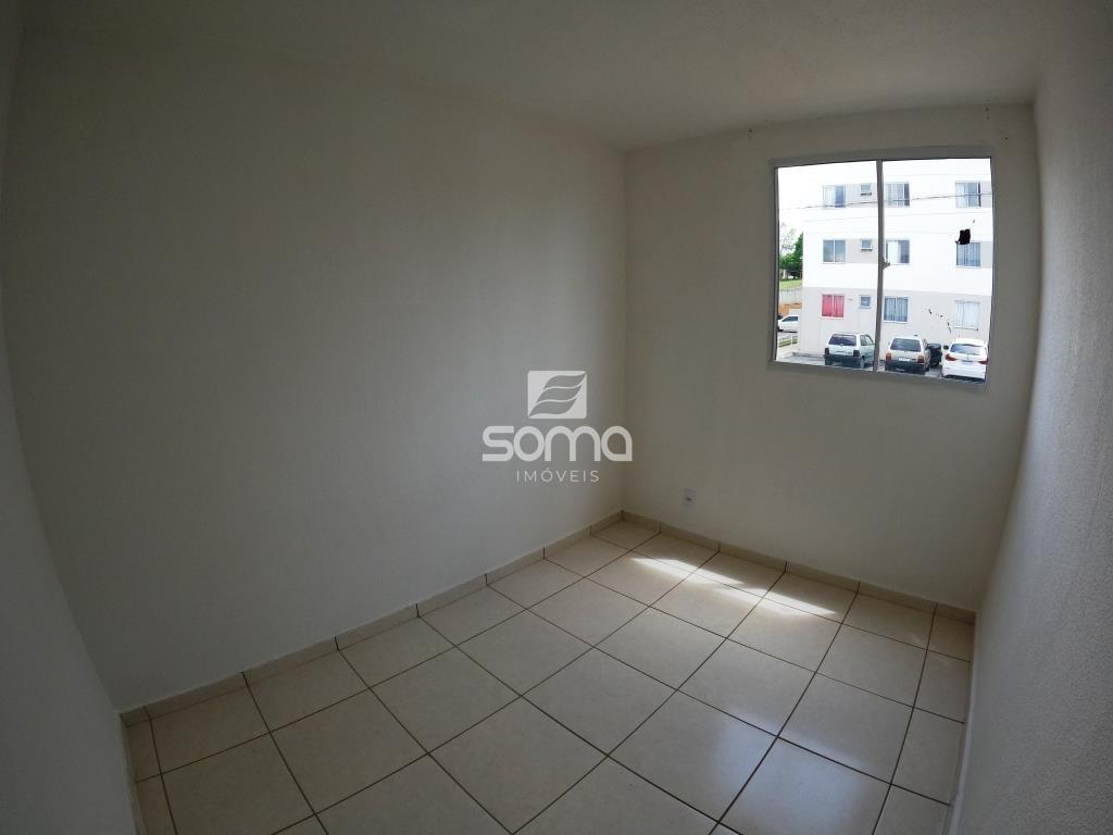 Apartamento para aluguel no Serra Dourada: