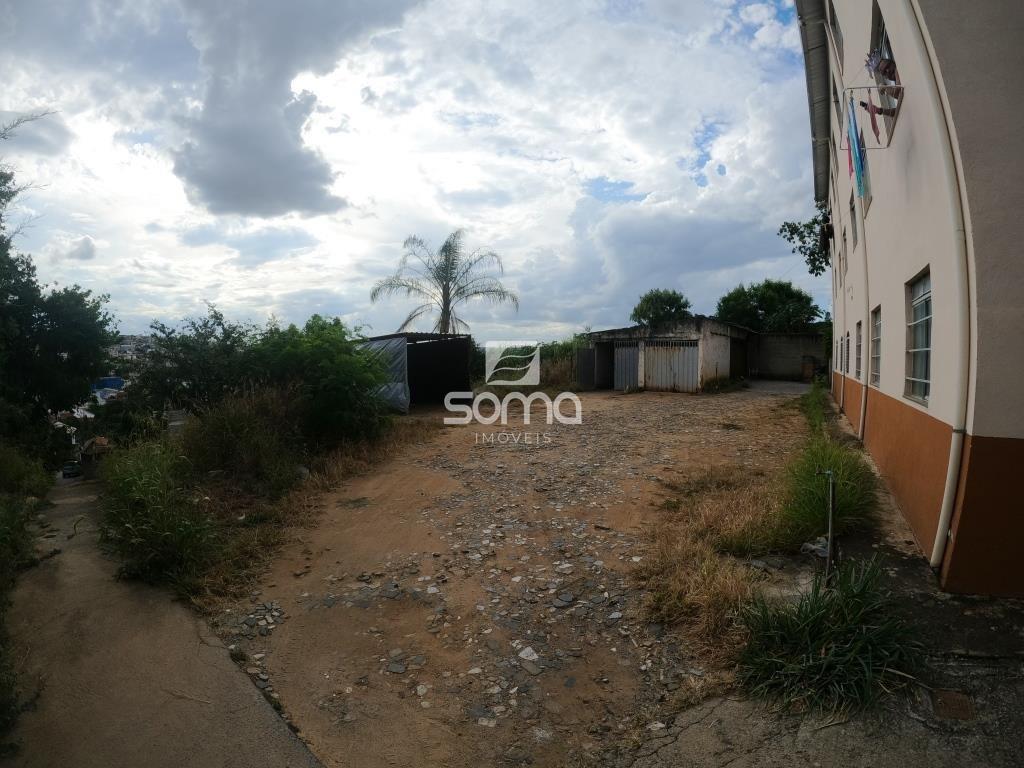 Apartamento à venda no Caieiras: 