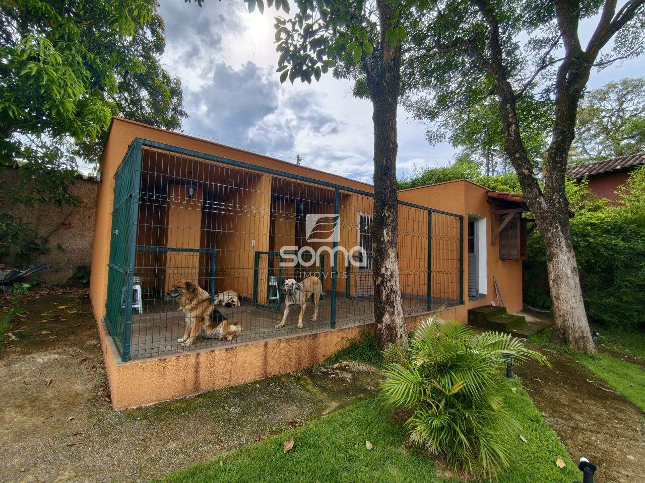 Sítio à venda no Jardim Encantado: