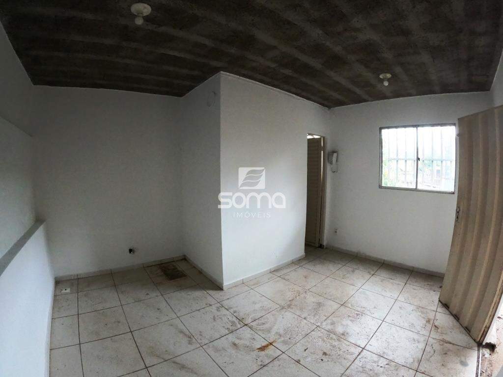 Lote para aluguel no Centro: 