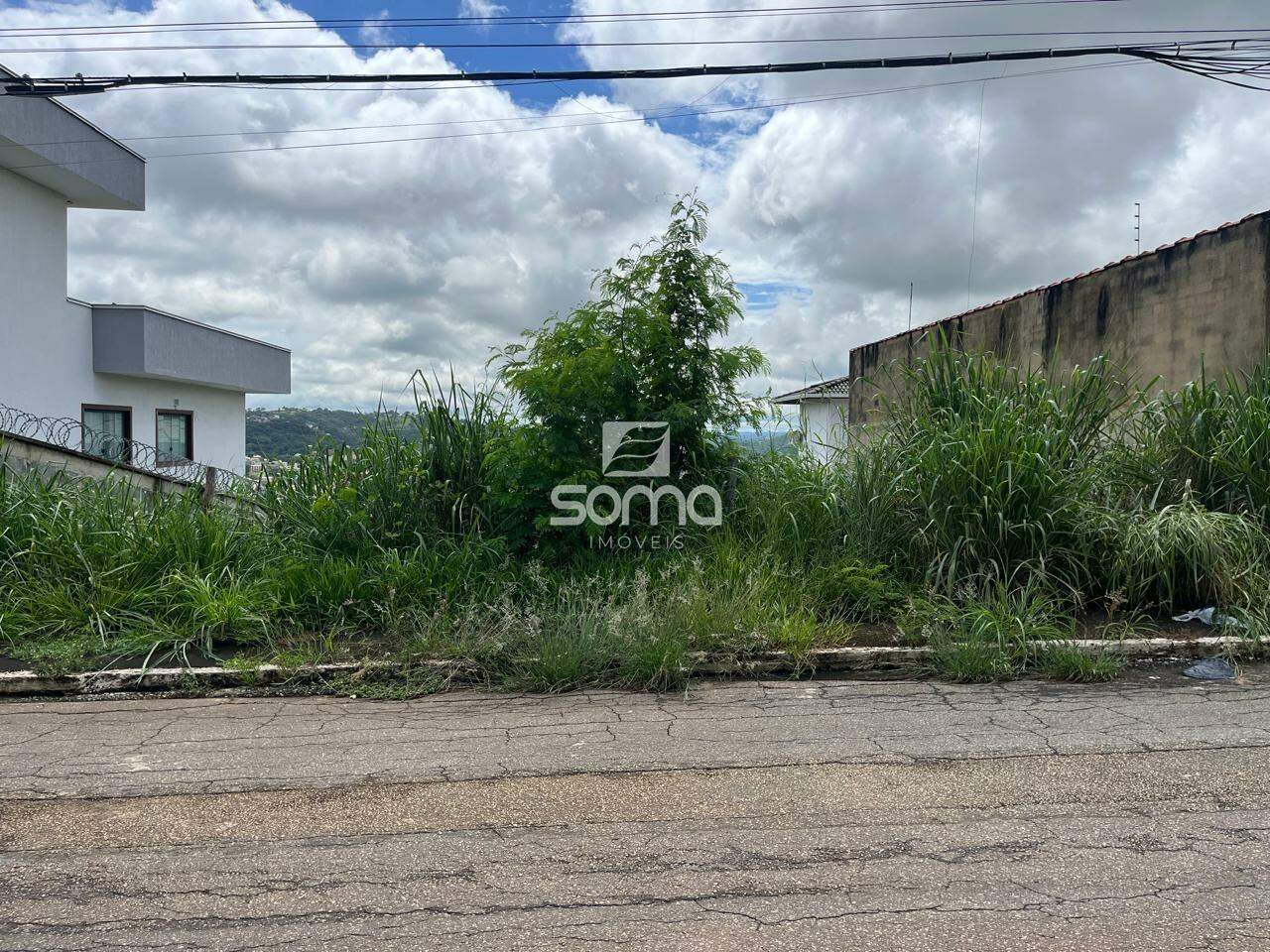 Lote à venda no Jardim Itau: