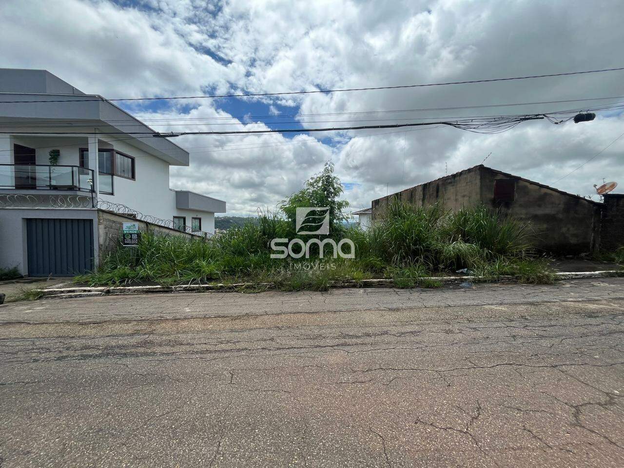 Lote à venda no Jardim Itau:
