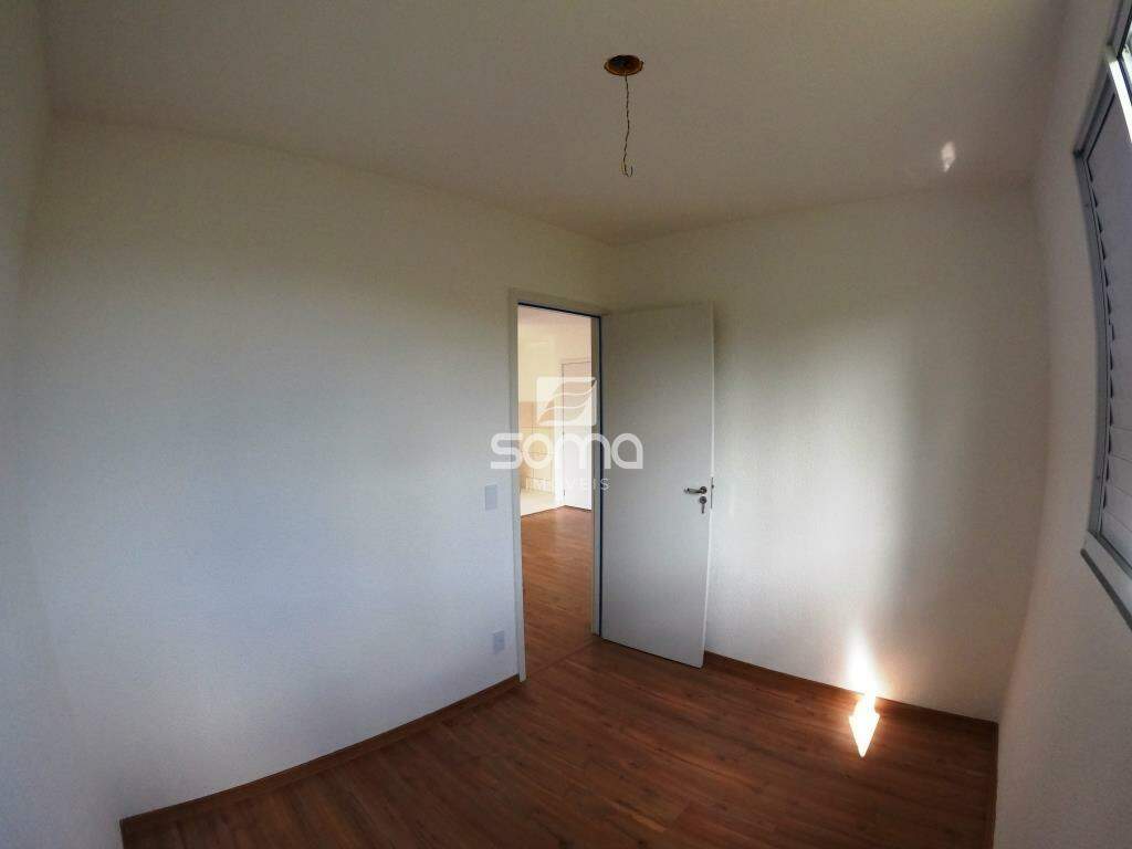 Apartamento para aluguel no Serra Dourada: 