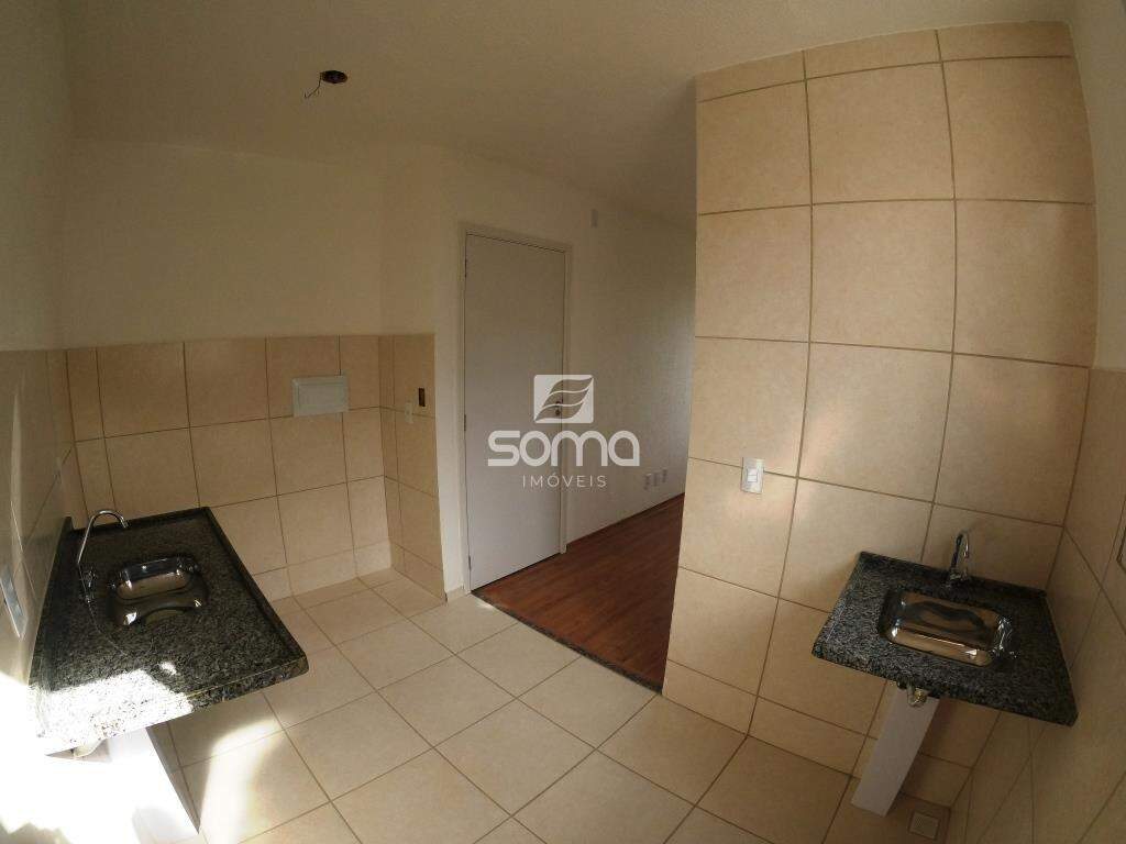 Apartamento para aluguel no Serra Dourada: 